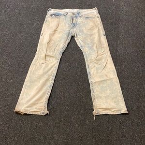36 ,True Religion, ‘Rockstar’ jeans , #rippedjeans , acid wash  , worn